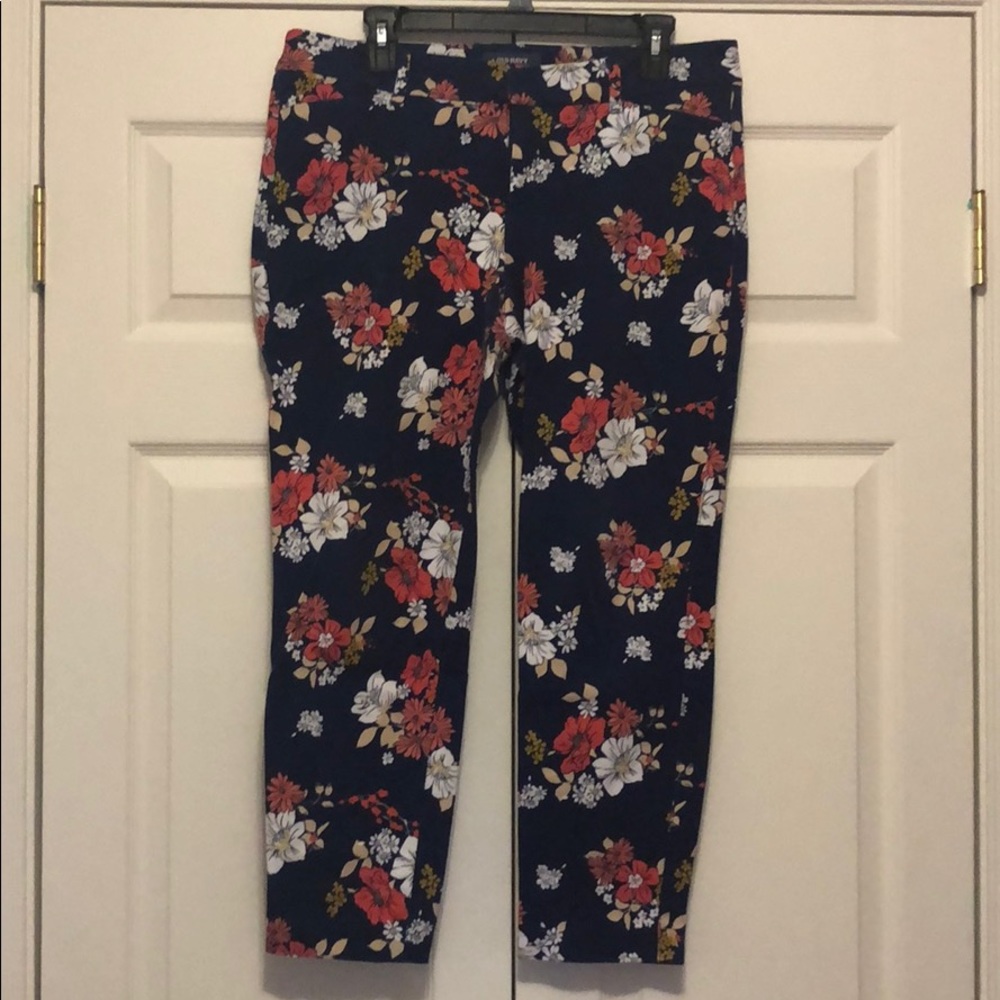 Floral Old Navy Pixie Pants